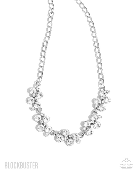 Hollywood Hills - White (BB32)