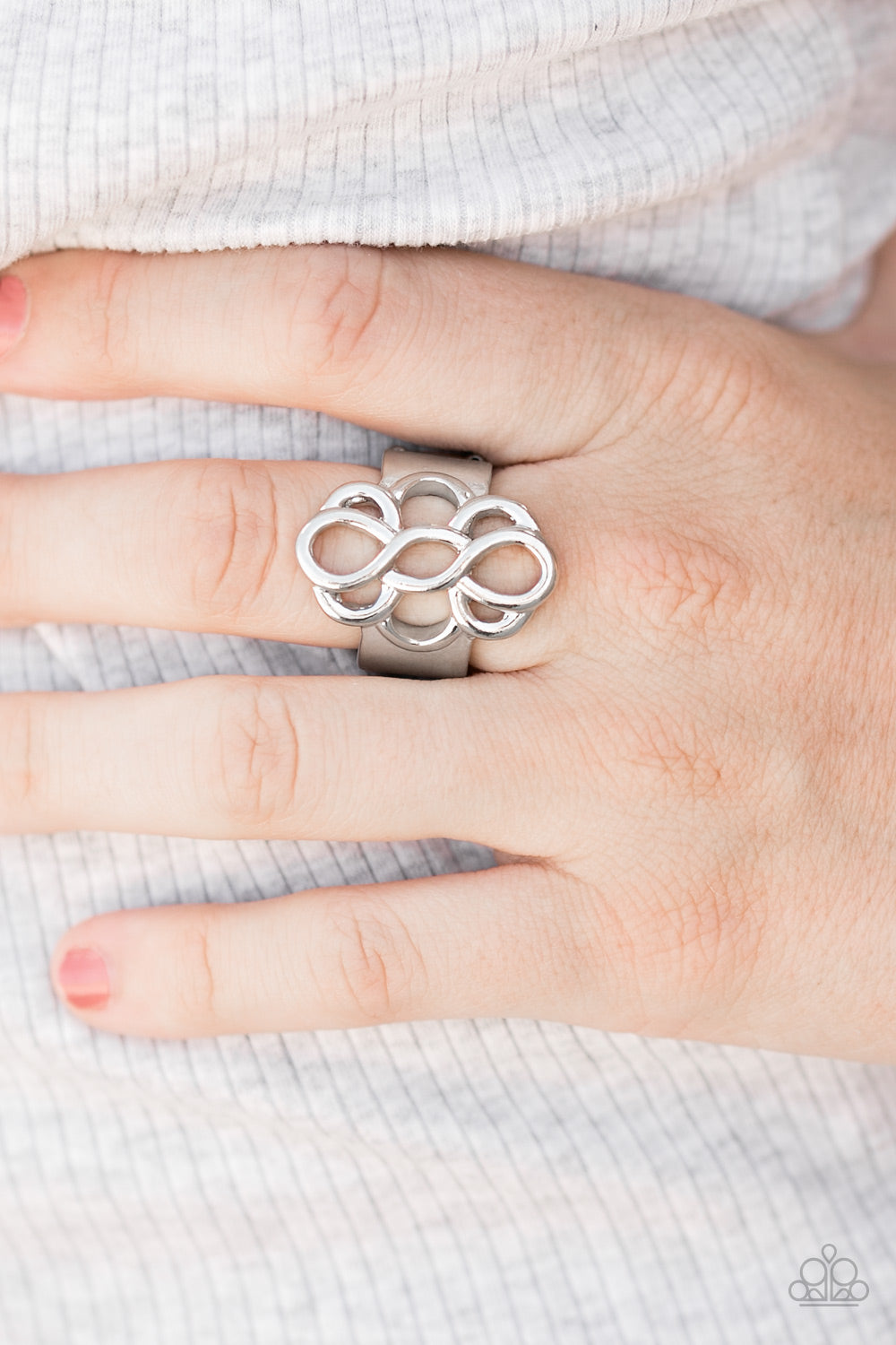 Breathe It All In - Silver (R816)
