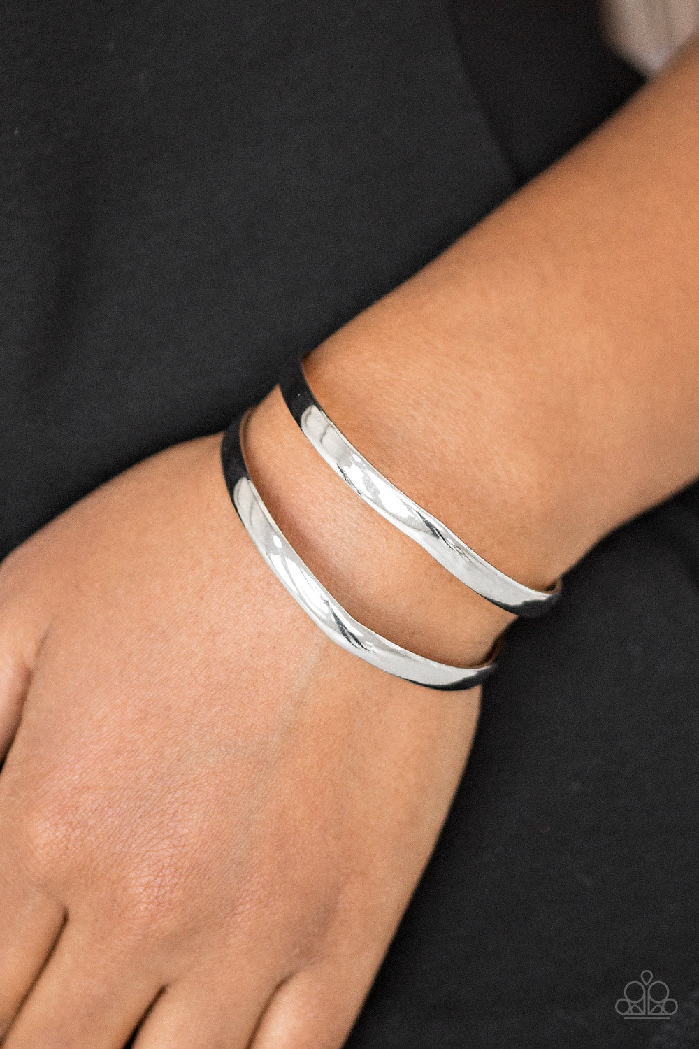 Palm Trees and Pyramids - Silver (B1226)