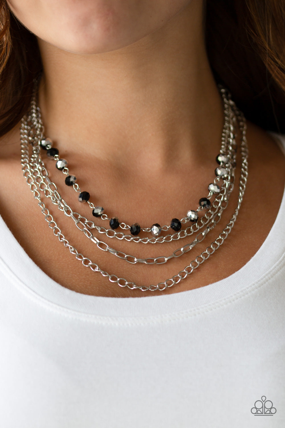 Extravagant Elegance - Black (N0126)