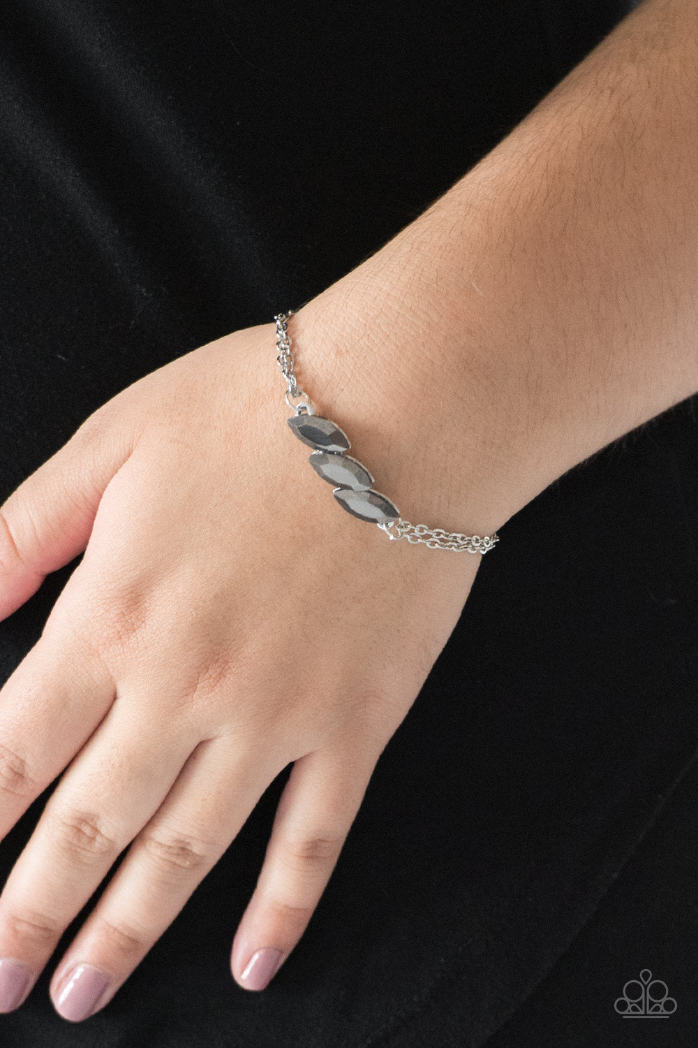 Pretty Priceless - Silver (B1266)
