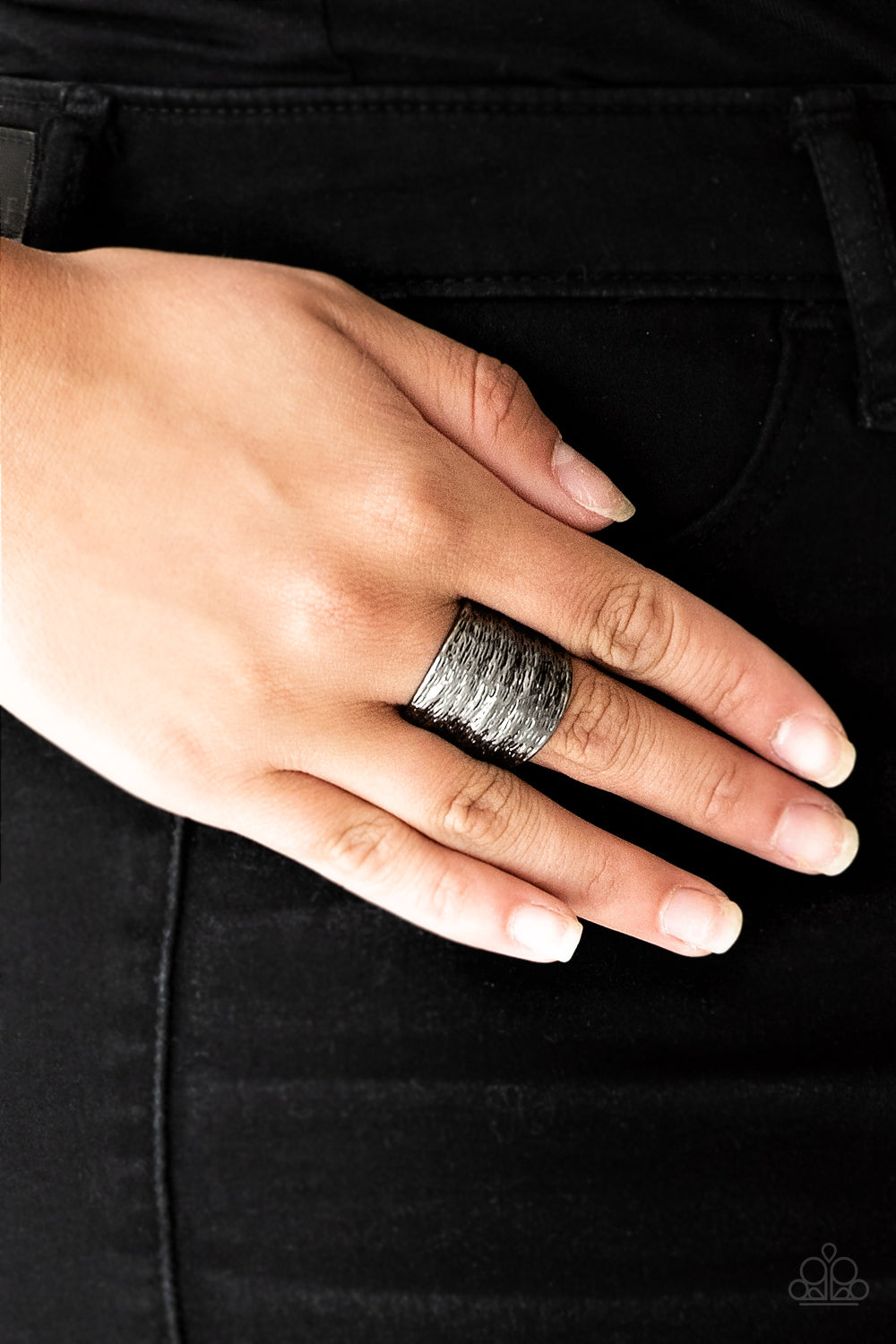Paleo Patterns - Black/gunmetal (R001)