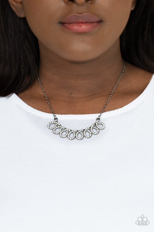 Timeless Trimmings - Black/gunmetal (N0809)