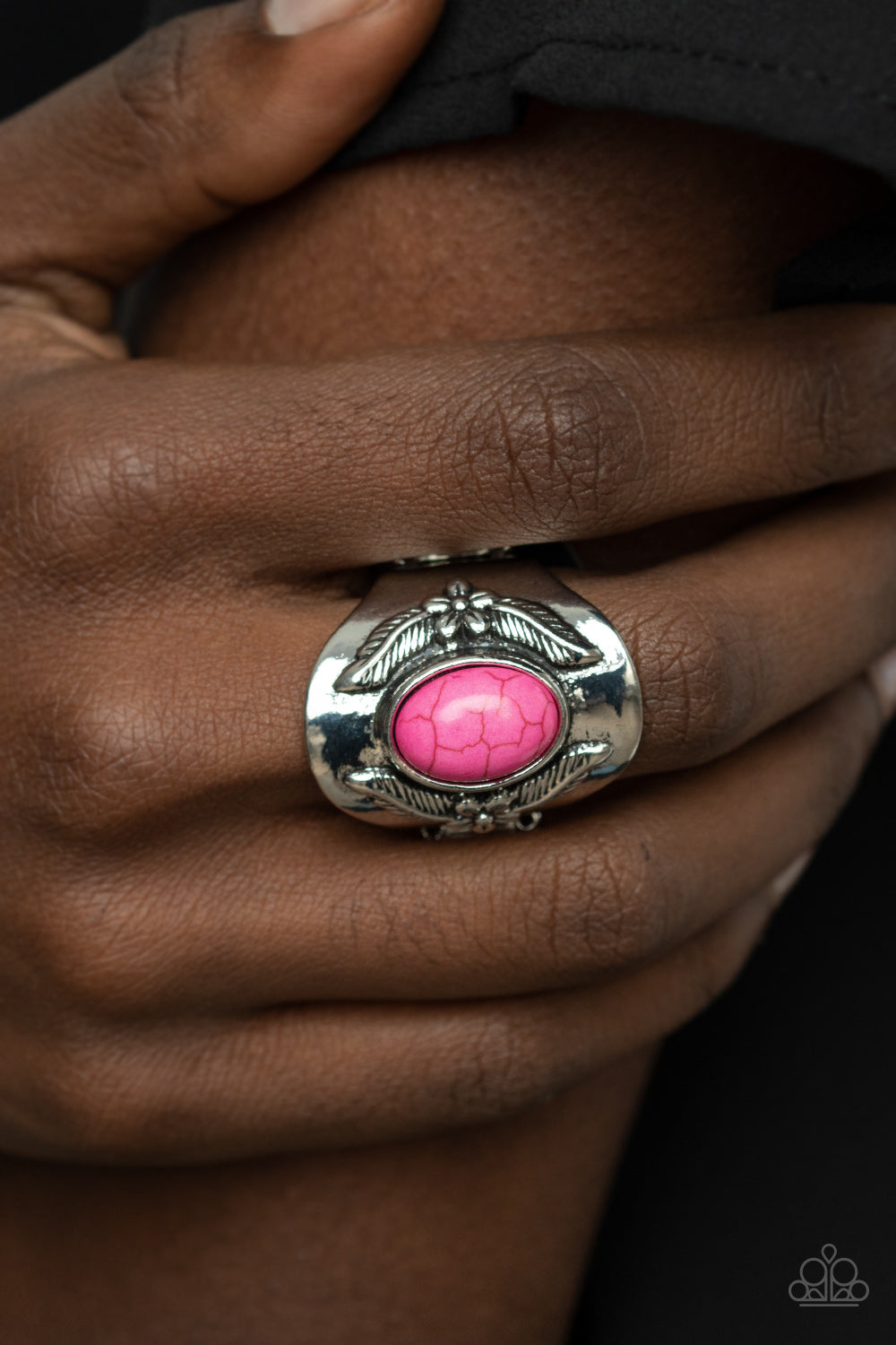 Santa Fe Sanctuary - Pink R573)