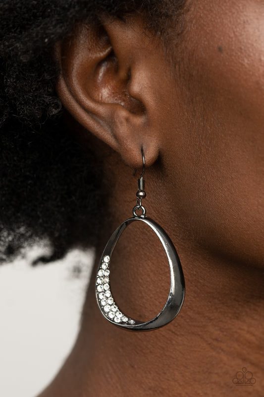 Fiercely Flauntable - Black/gunmetal (E711)