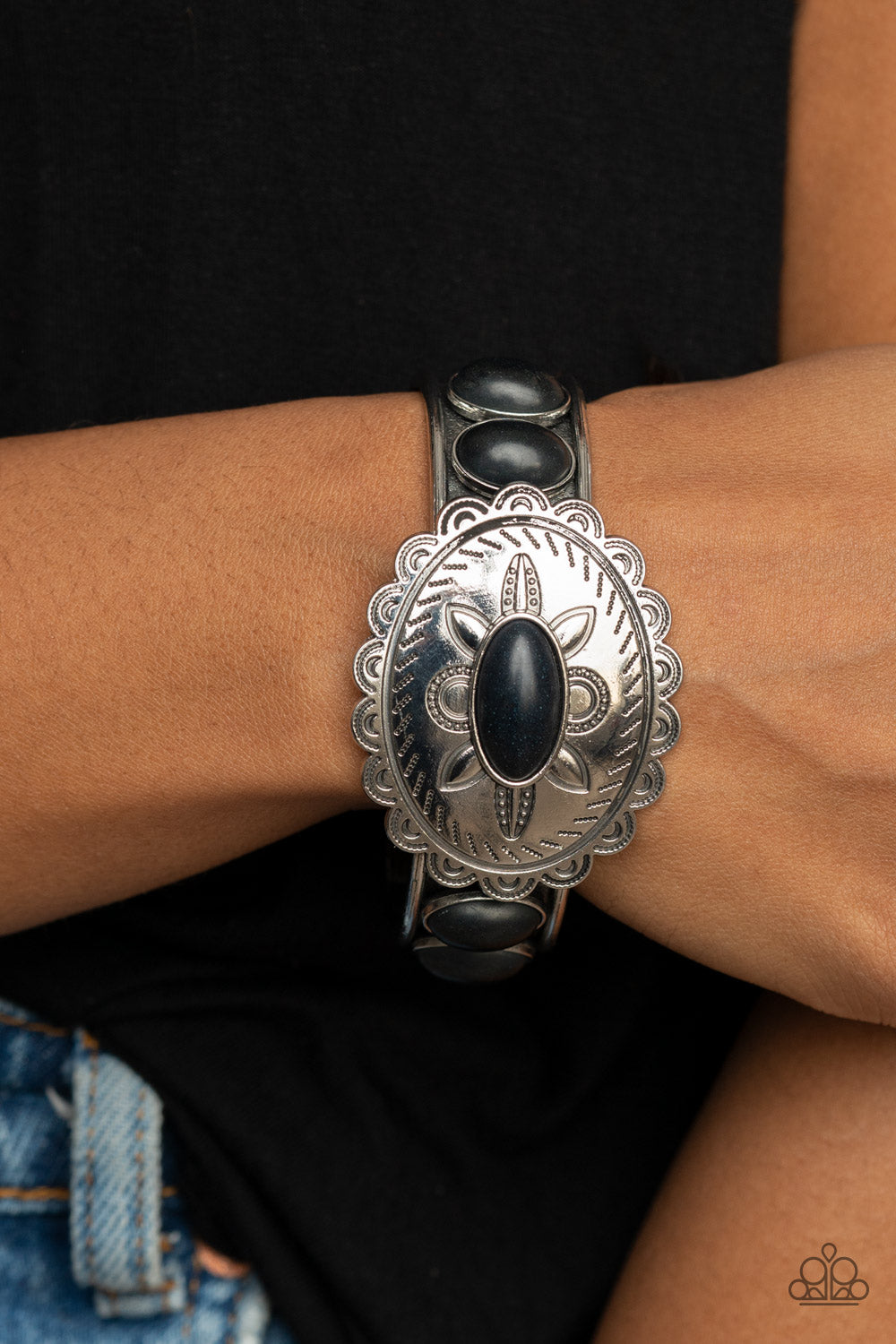Canyon Heirloom - Black (B219)
