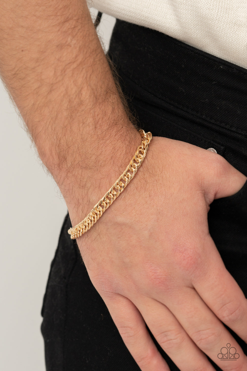 Very Valiant - Gold (B1381)
