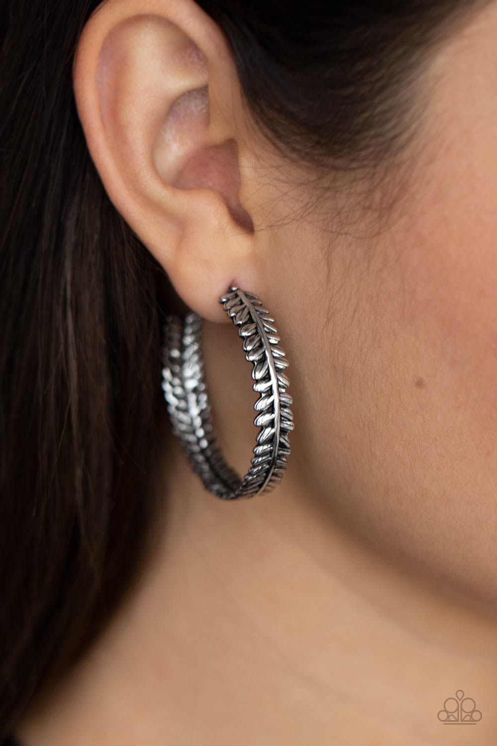 Laurel Gardens - Silver (E1131)