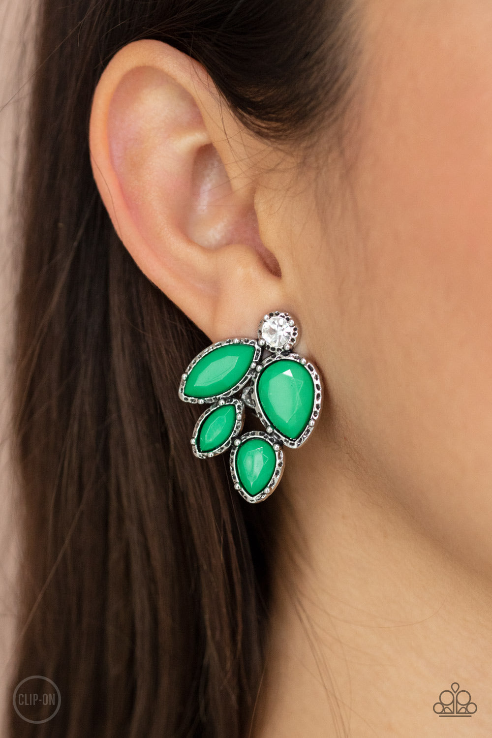 Fancy Foliage - Green (E531)