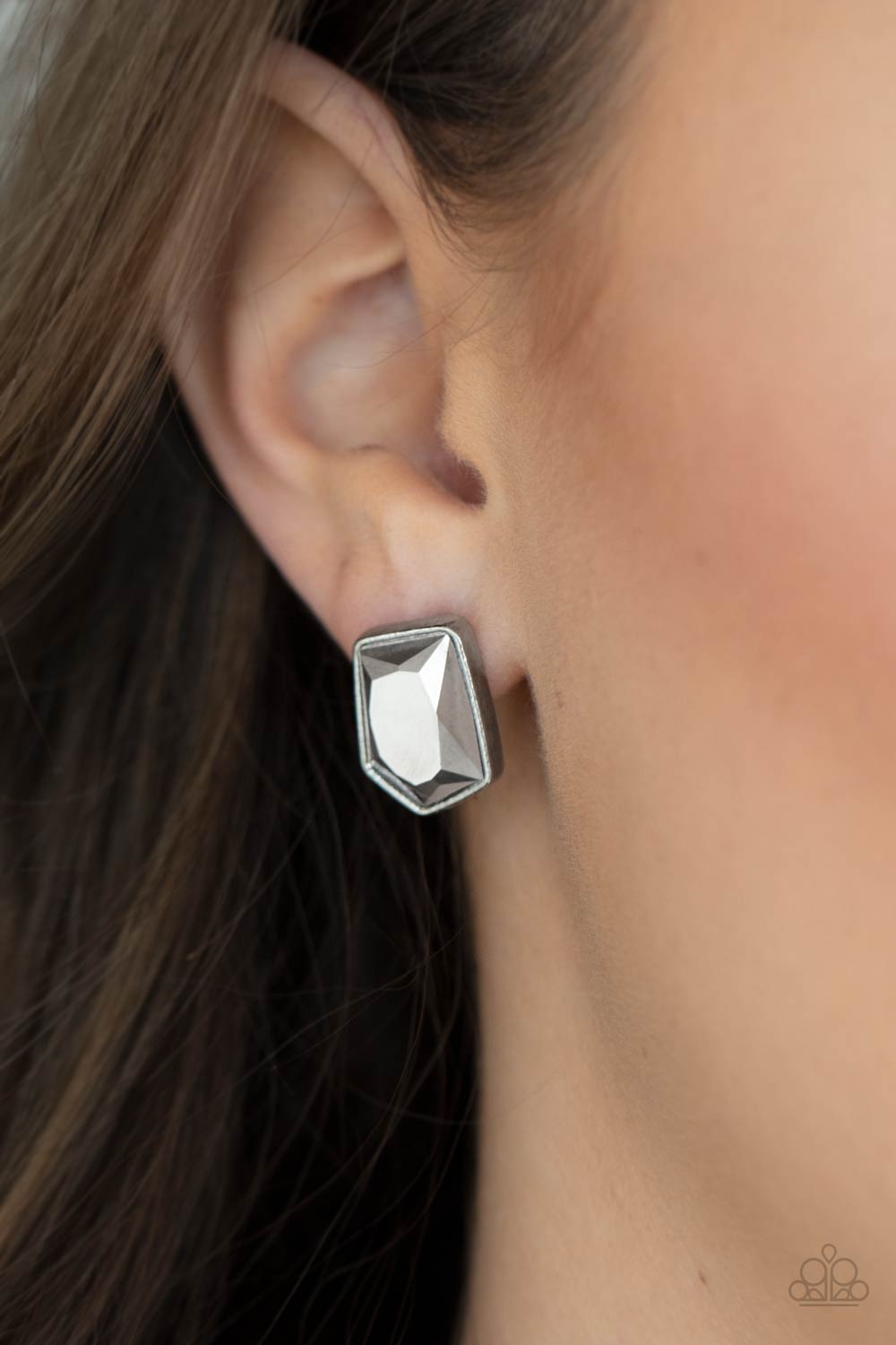 Indulge Me - Silver (E1129)