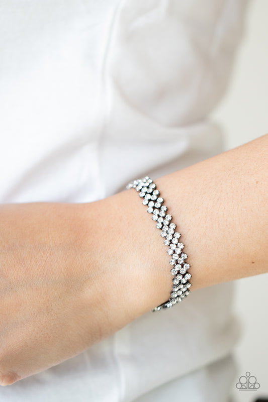 Chicly Candescent - Black/gunmetal (B718)