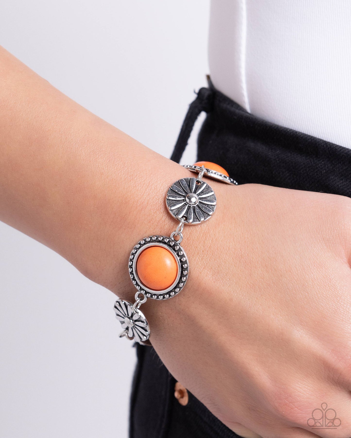 âFredonia Flower Patch - Orange