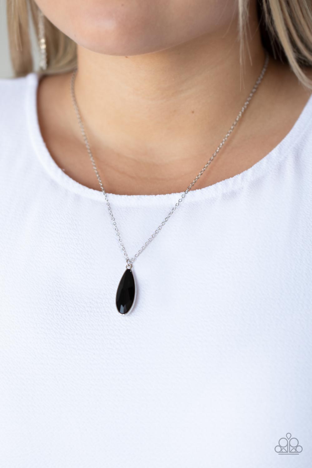 Prismatically Polished - Black (N0180)