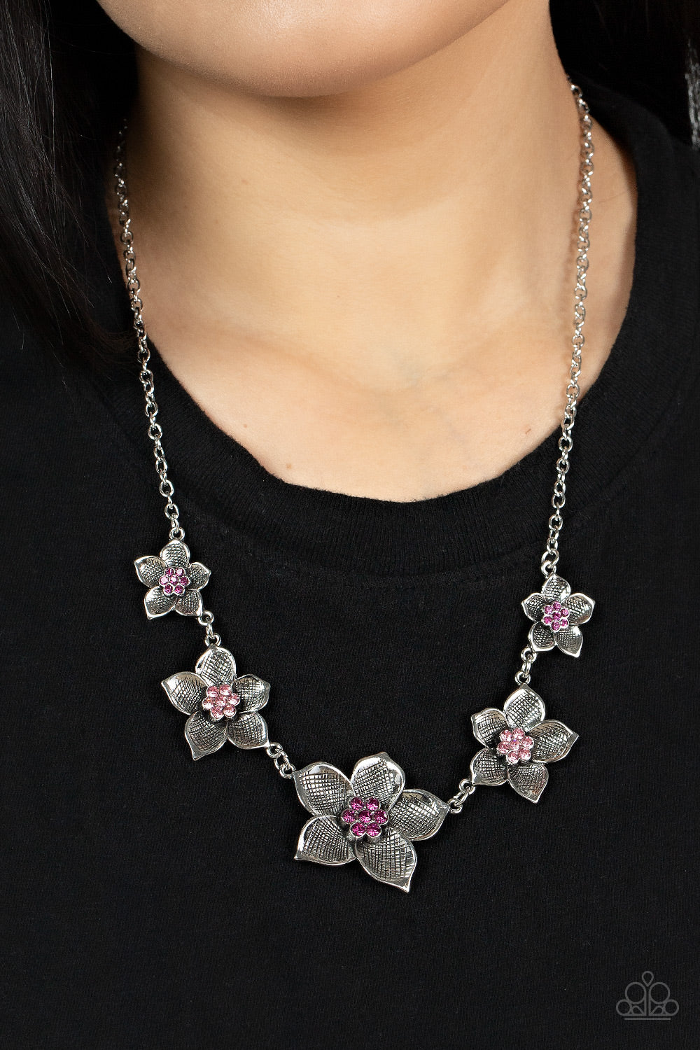 âWallflower Wonderland - Pink