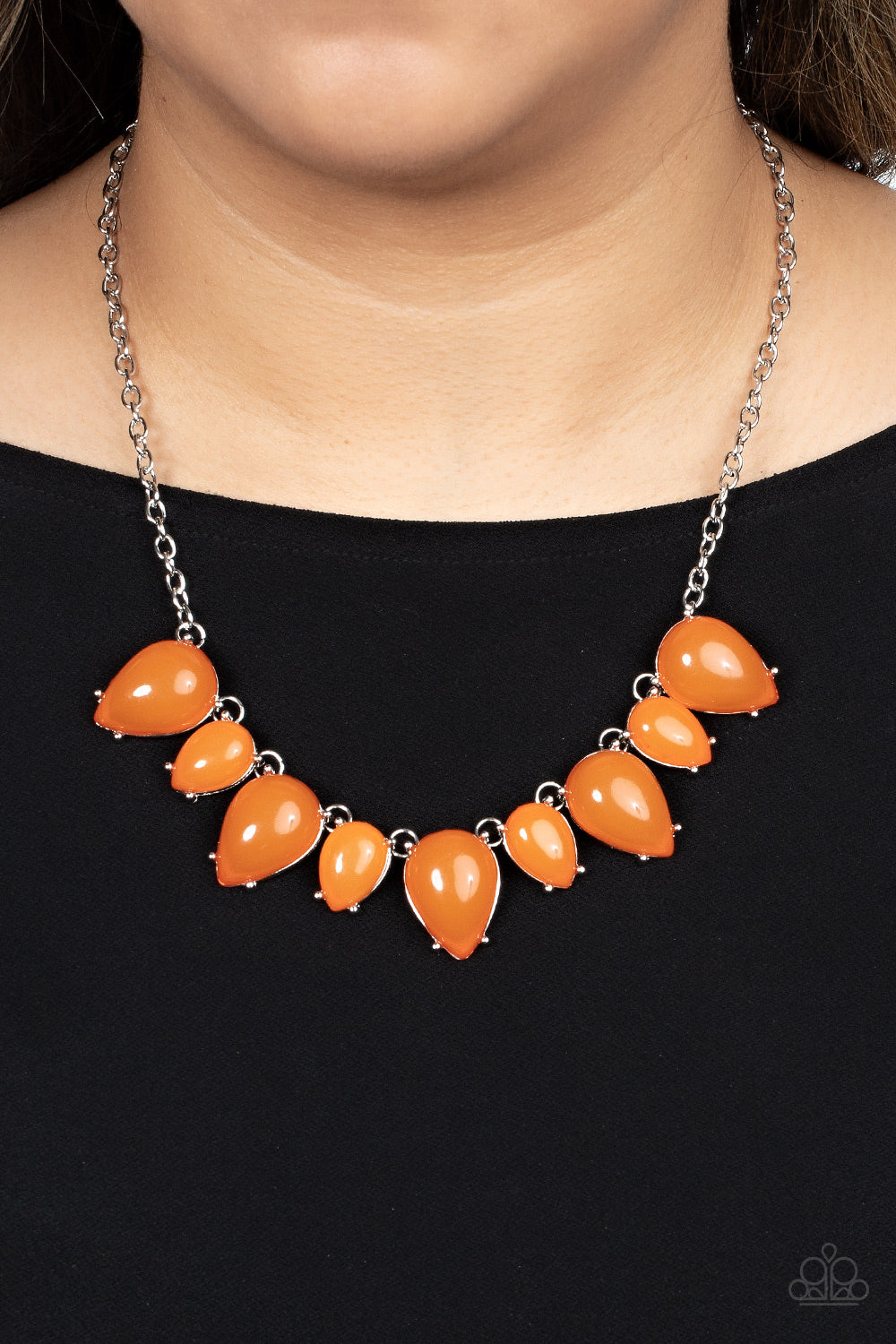 Pampered Poolside - Orange (N1320)