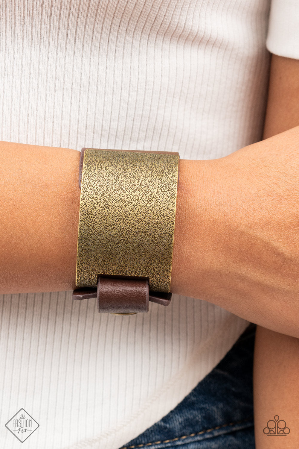 Studded Synchronism - Brass (B661)